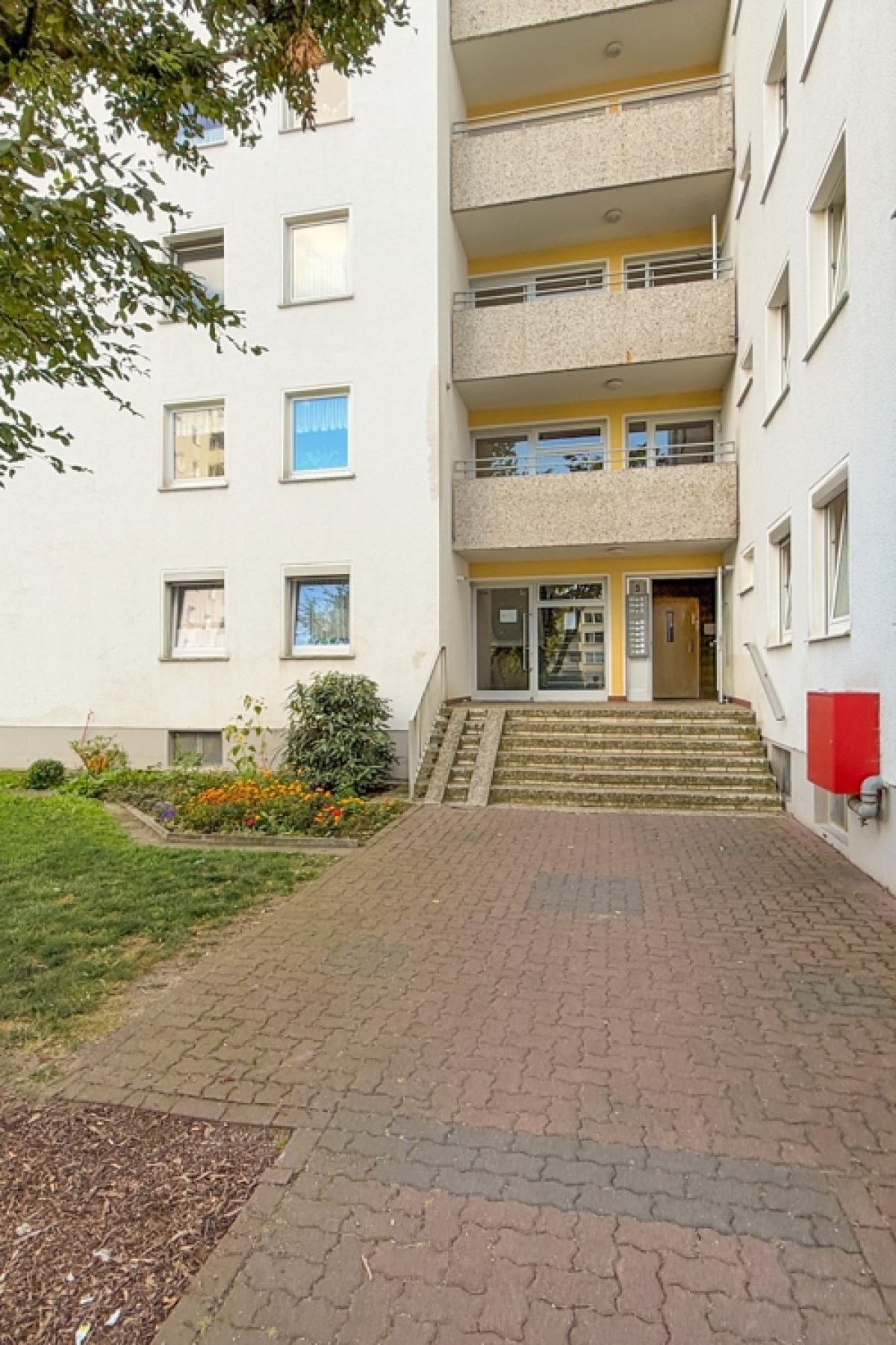 Etagenwohnung in Laatzen – Foto 3 von 17