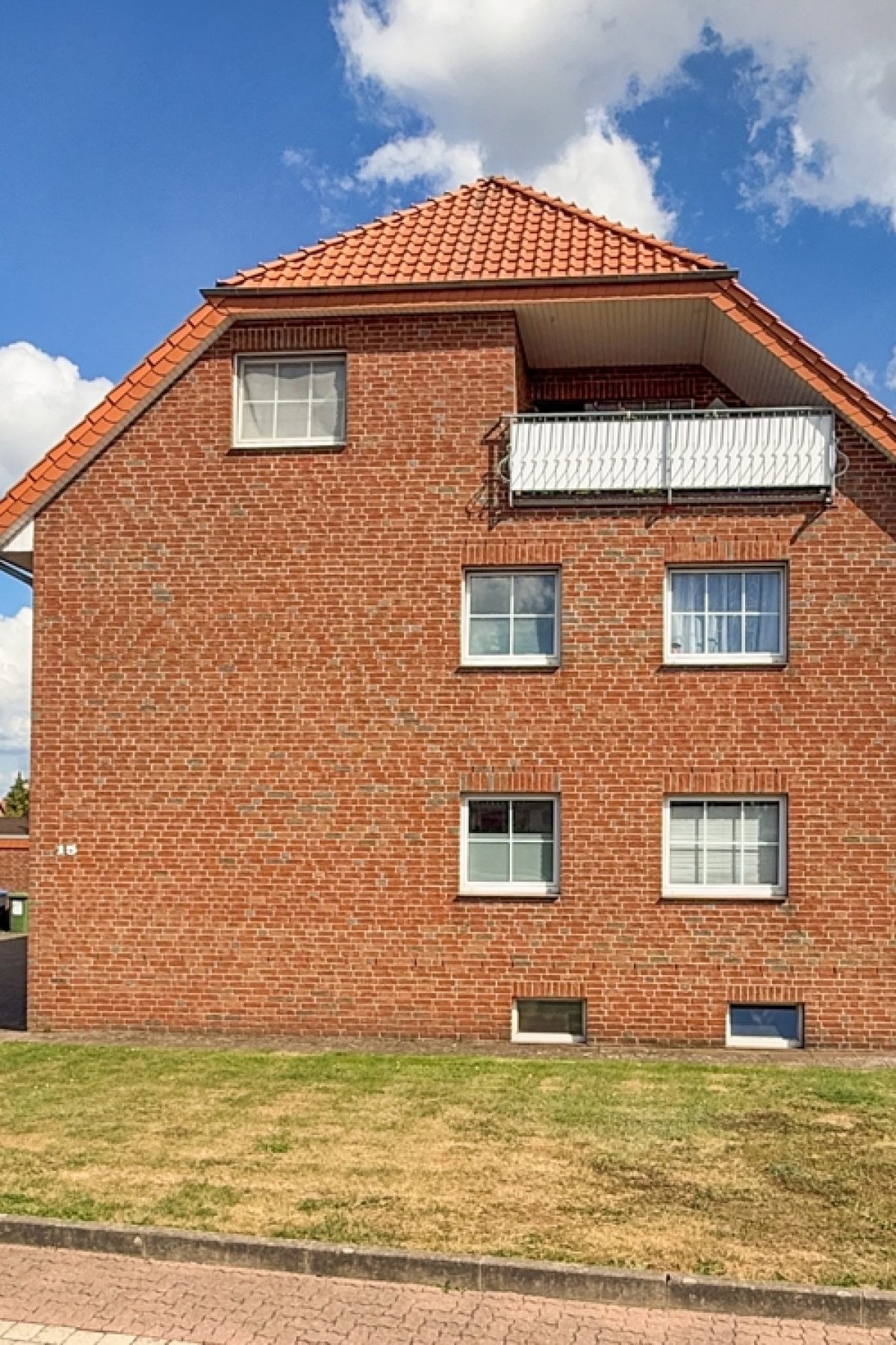 Mehrfamilienhaus in Lahstedt-Adenstedt – Foto 4 von 9